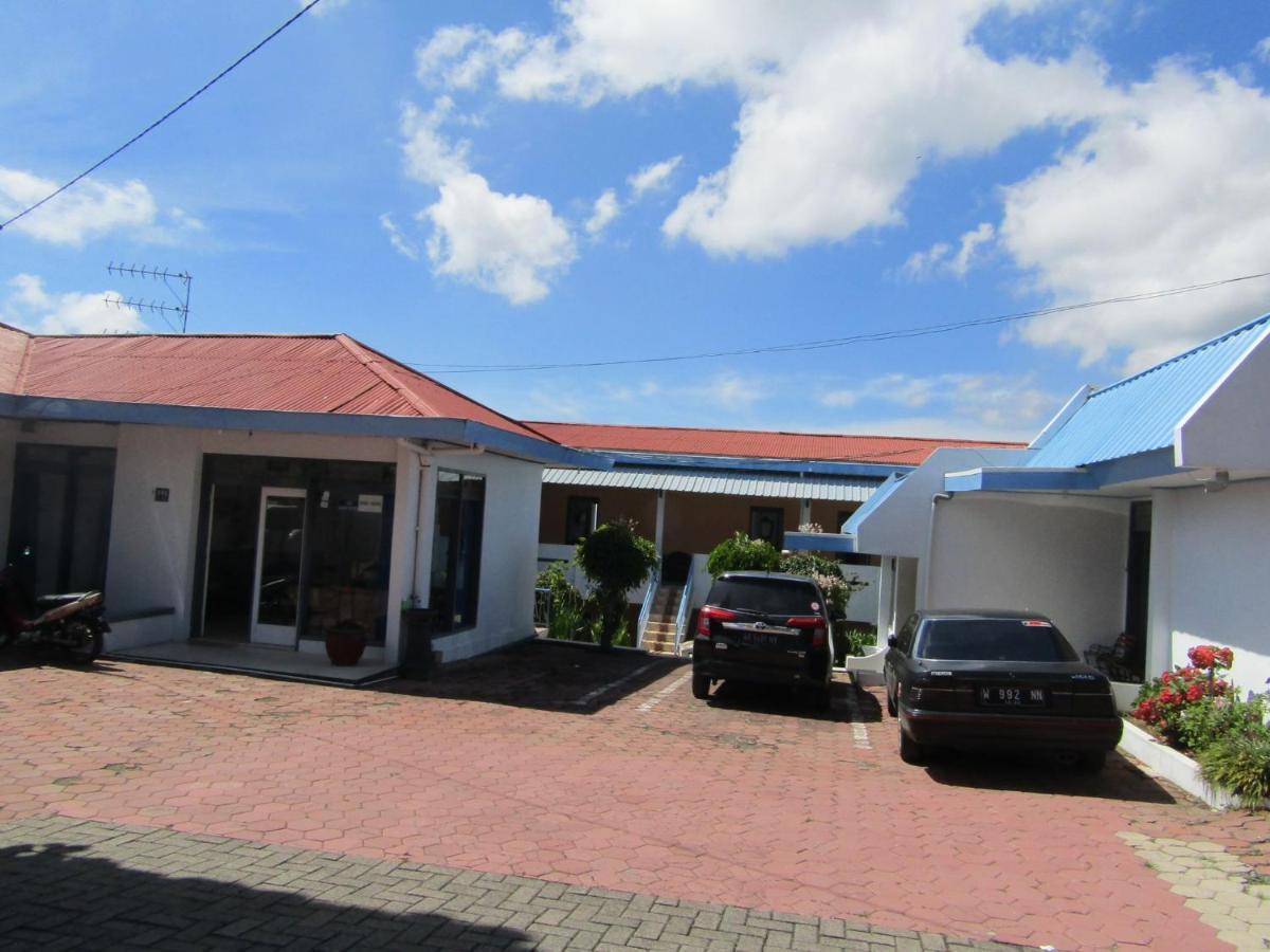Hotel Pantes Sarangan Bagian luar foto